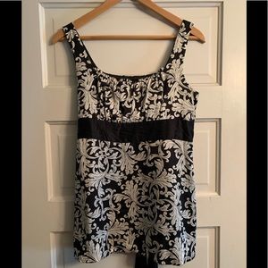 ⭐️ 3/$10 White House Black Market Top